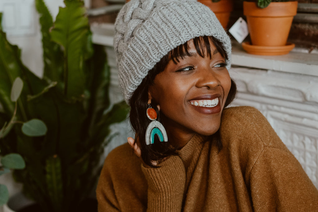 Pom Cable Knit Hat